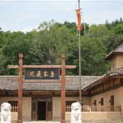 扎兰芬围民俗文化园