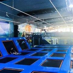 造梦空间主题蹦床公园