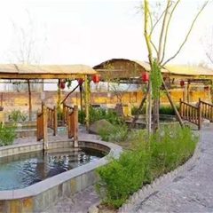 青瓦水乡温泉水世界