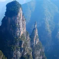 三峡云巅神女天路景区
