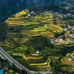 三峡富裕山