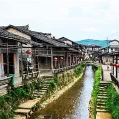 下梅古民居