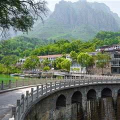 神龙湾天瀑峡景区