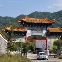 六羊山通天河景区