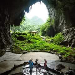巴马洞天福地景区