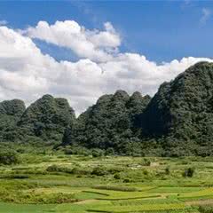 英西峰林