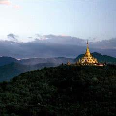 芒市勐焕大金塔