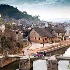 板梁古村