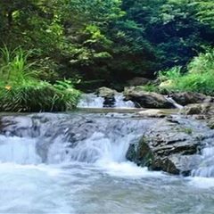 八乡山大峡谷