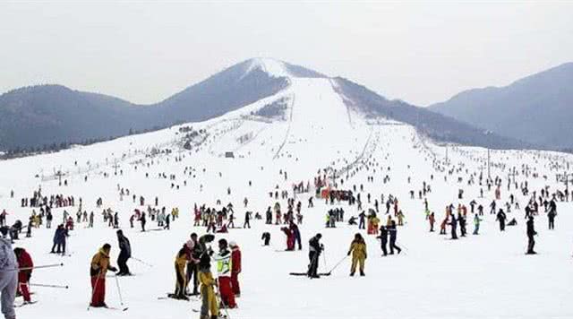 莲青山滑雪场