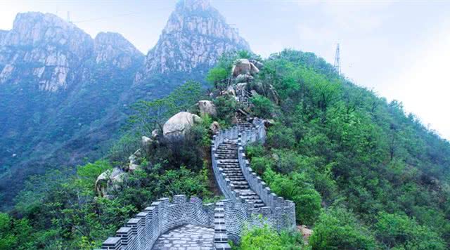 黄金寨原生态旅游区