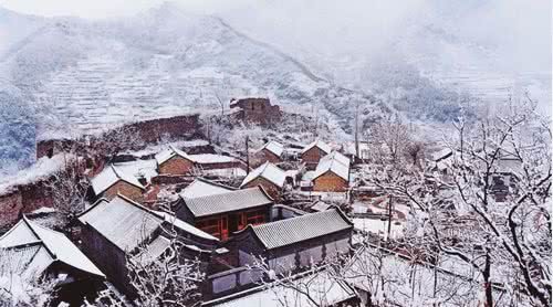 青山关
