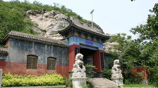 满城汉墓