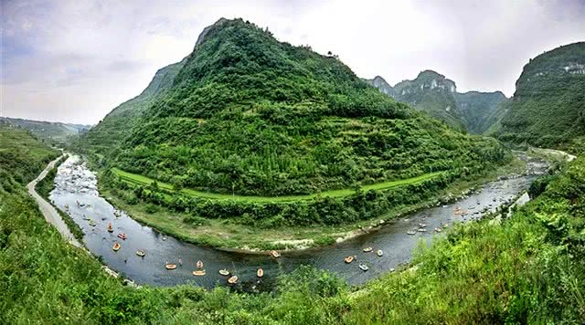 南江大峡谷