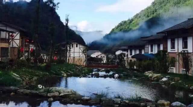 蜂桶寨邓池沟景区
